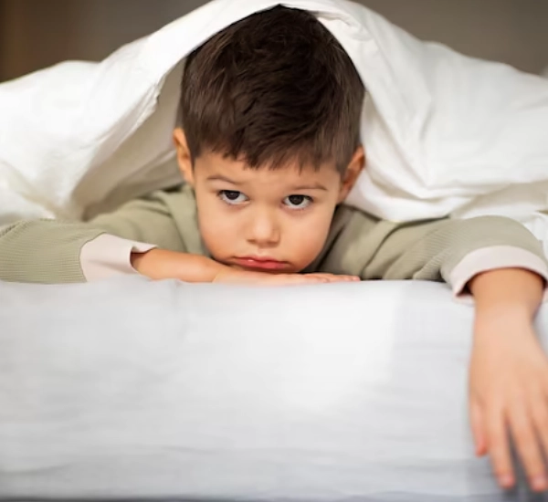 Нарушения сна ребенка - одно из показаний к ЭЭГ на дому